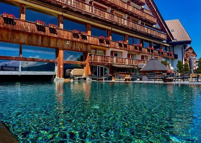 Beau Avec Piscine Et Terrasse A Montana Lägenhet *